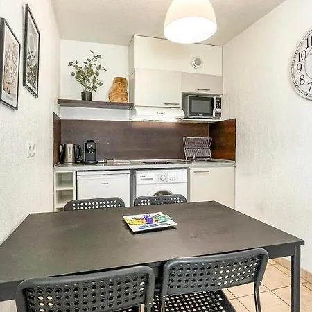Apartment Homey Cycy - New / Free Parking / Hyper-centre / Proche Geneve Annemasse